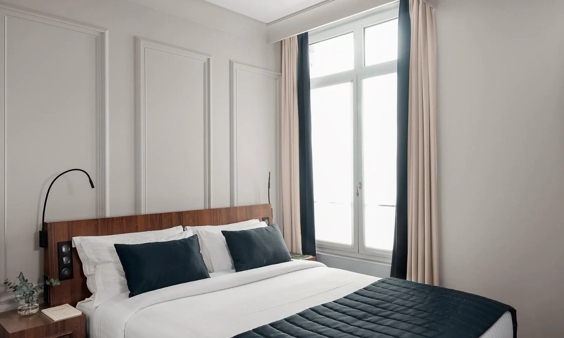 M Social Opera Hotel