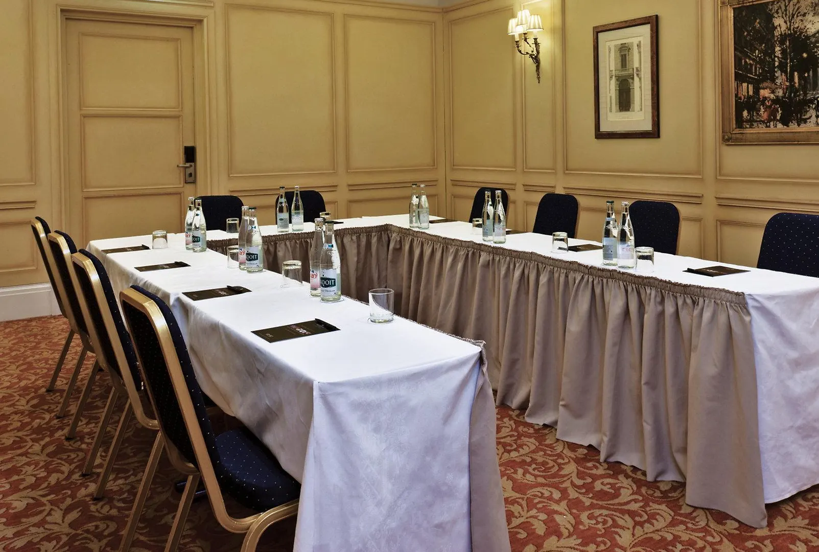 M Social Opera Hotel 4*