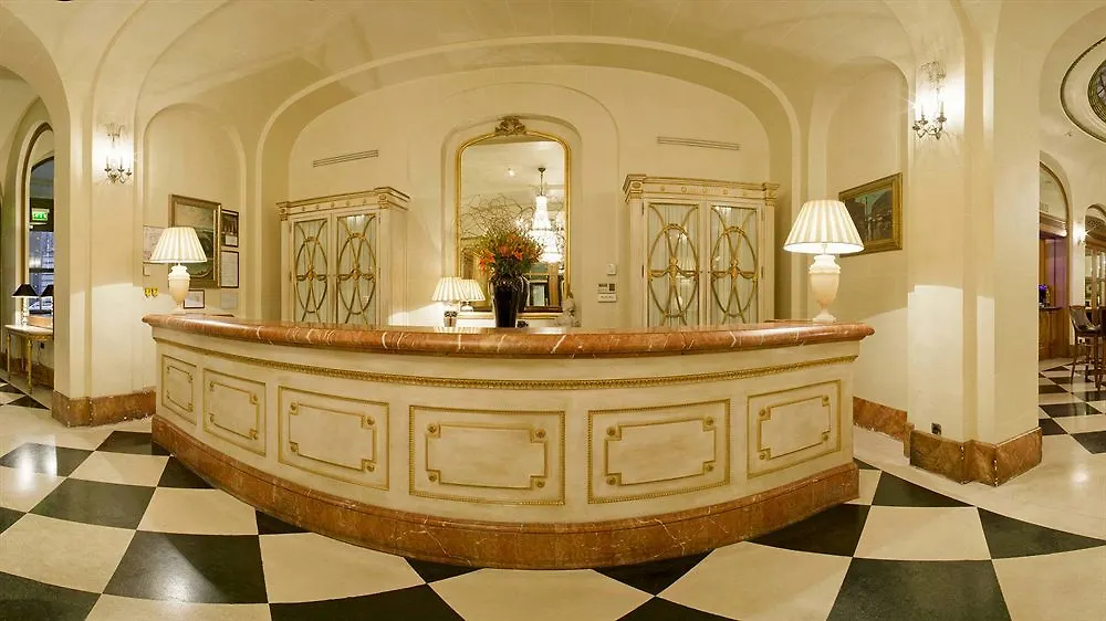 M Social Opera 4* Paris